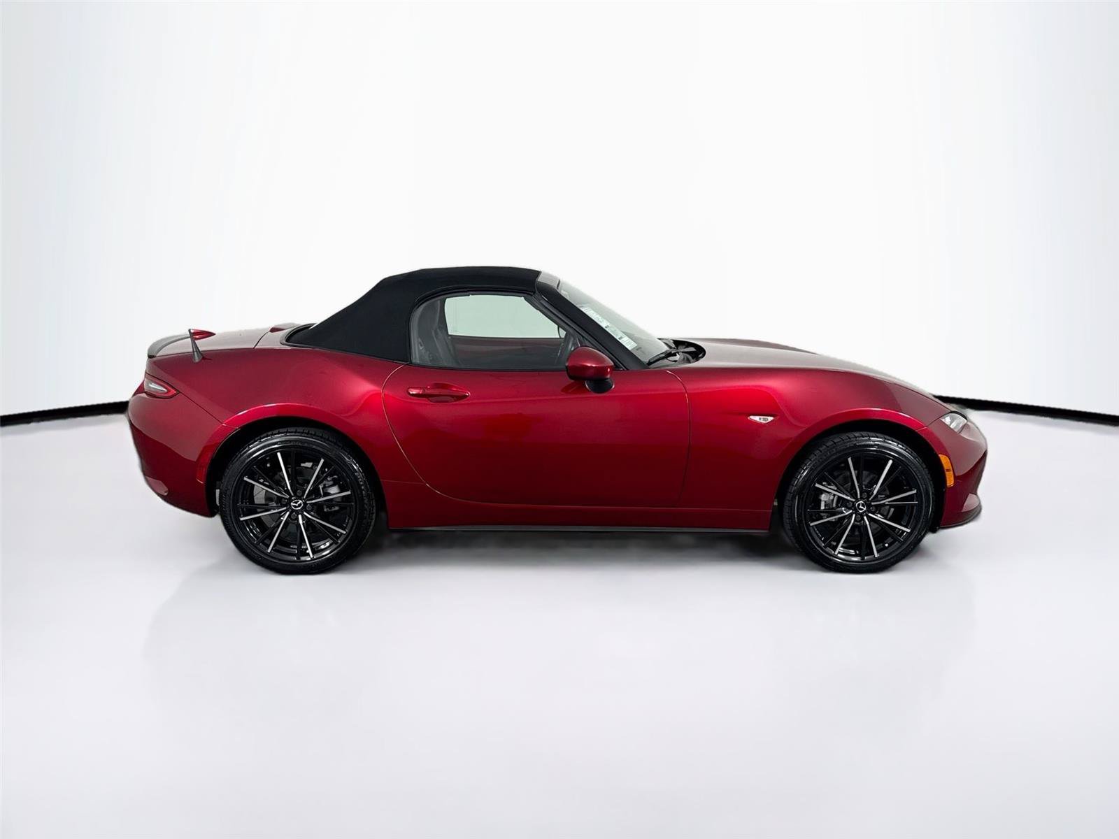 Certified 2025 MAZDA MX-5 Miata Grand Touring RWD image 11