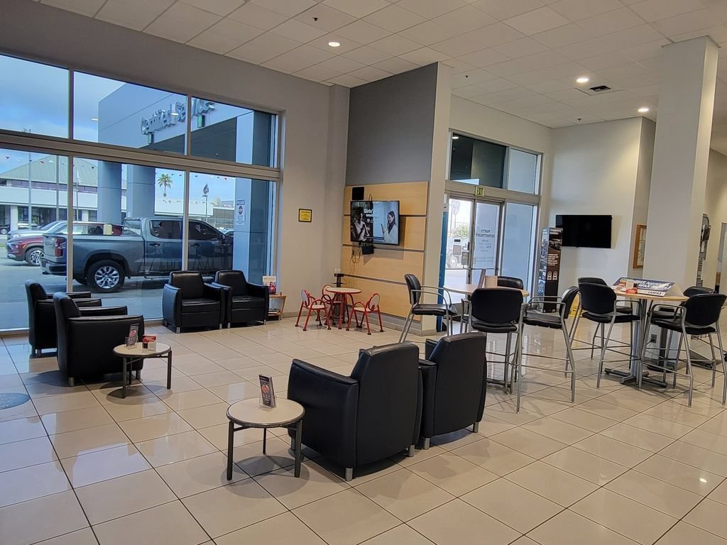 Used 2019 Chevrolet Traverse High Country w/ LPO, Floor Liner Package AWD/4WD image 34