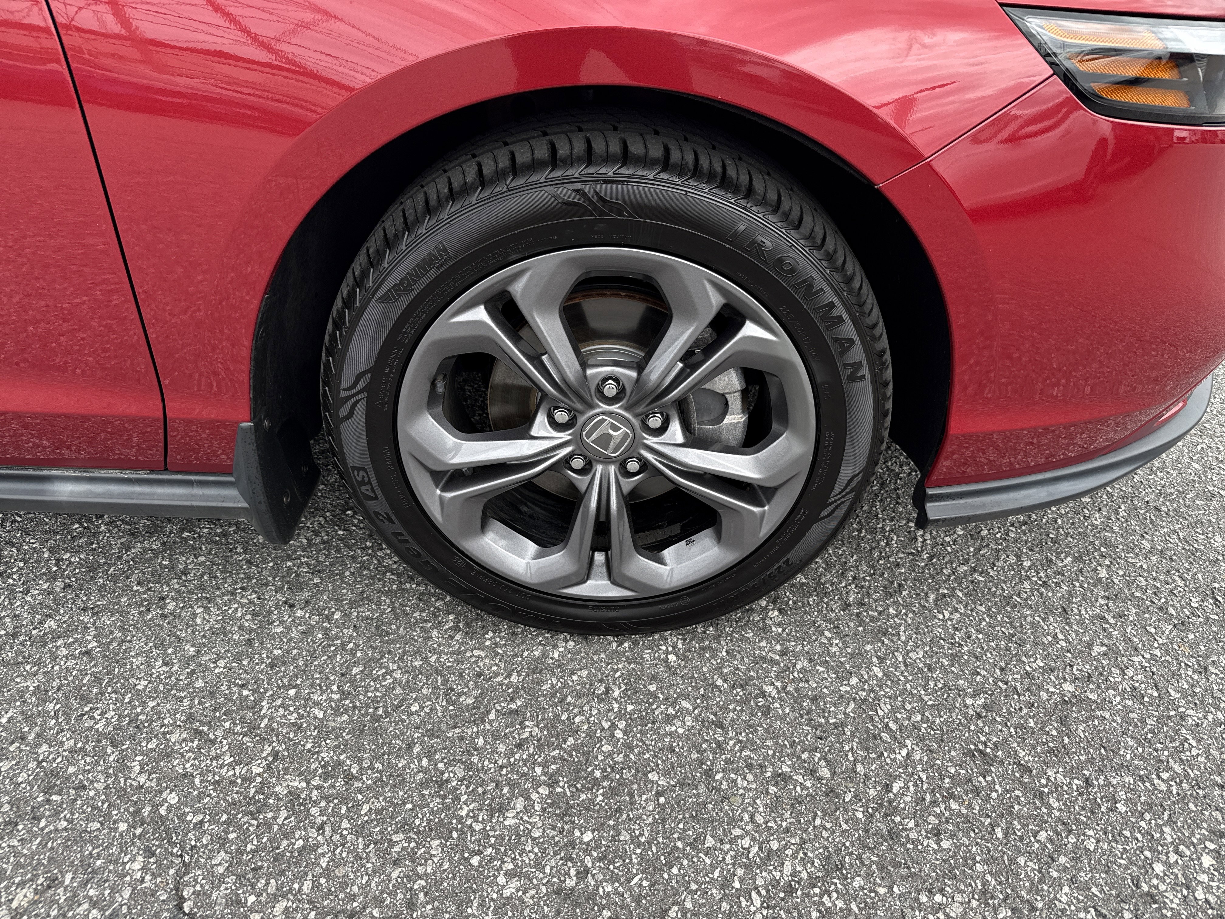 Certified 2023 Honda Accord EX image 13