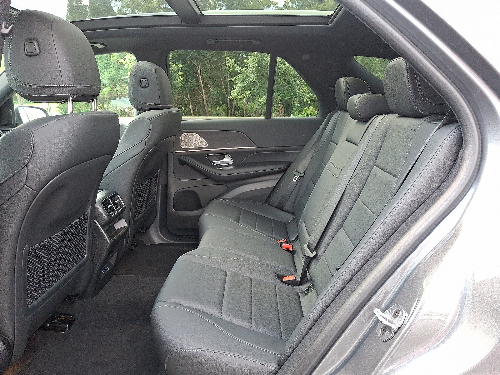 Used 2025 Mercedes-Benz GLE 350 4MATIC image 9