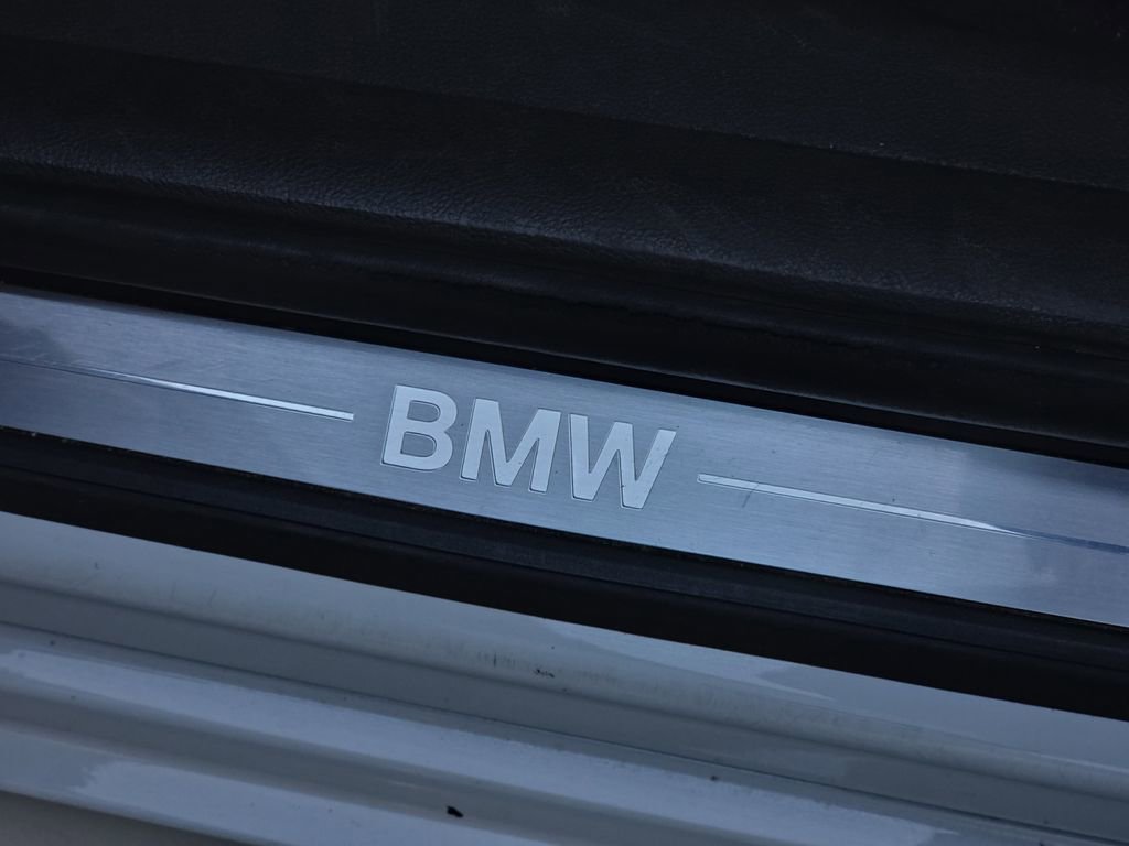 Used 2020 BMW 330i Sedan image 38