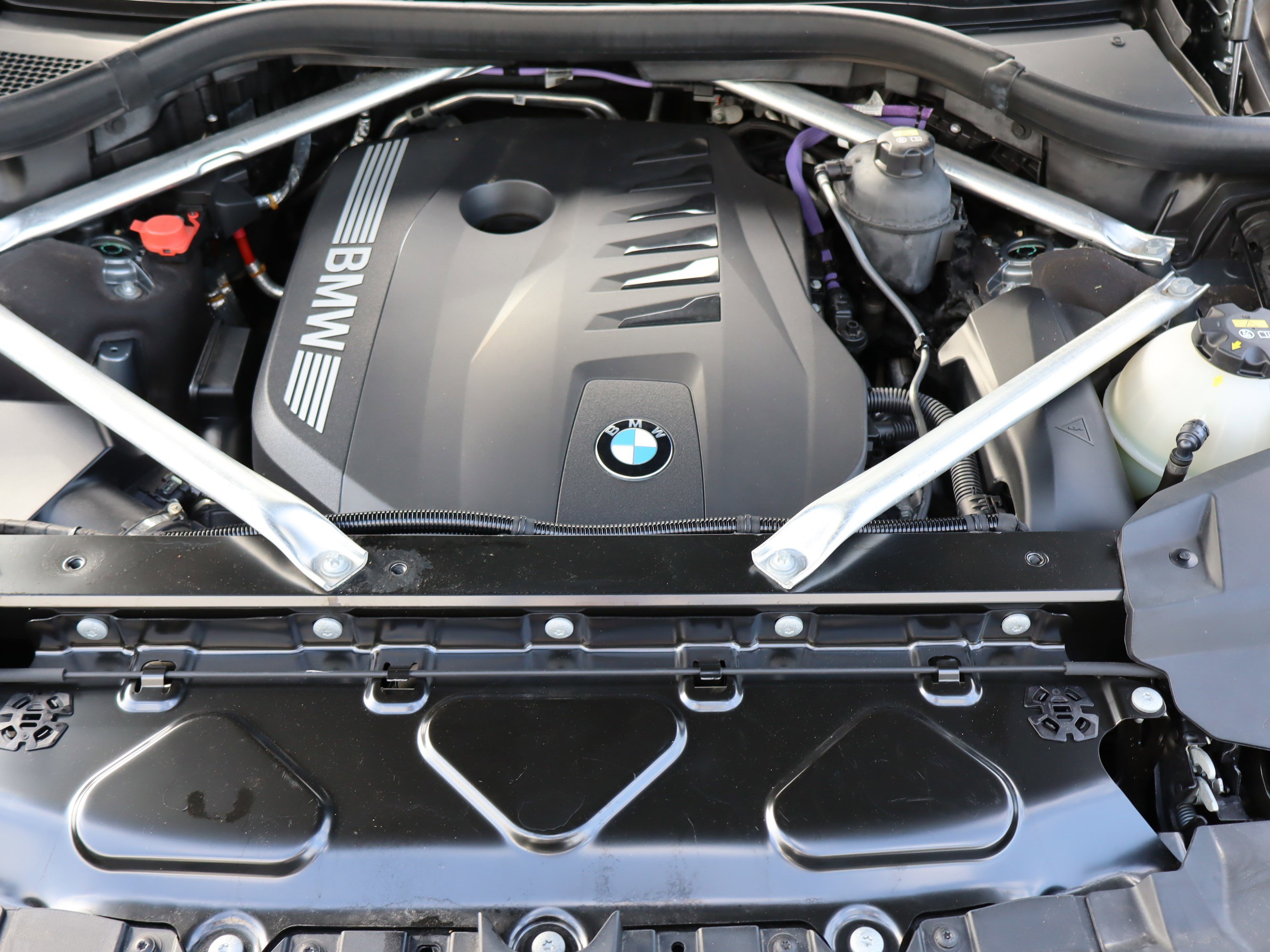 Used 2023 BMW X7 xDrive40i w/ M Sport Package image 42