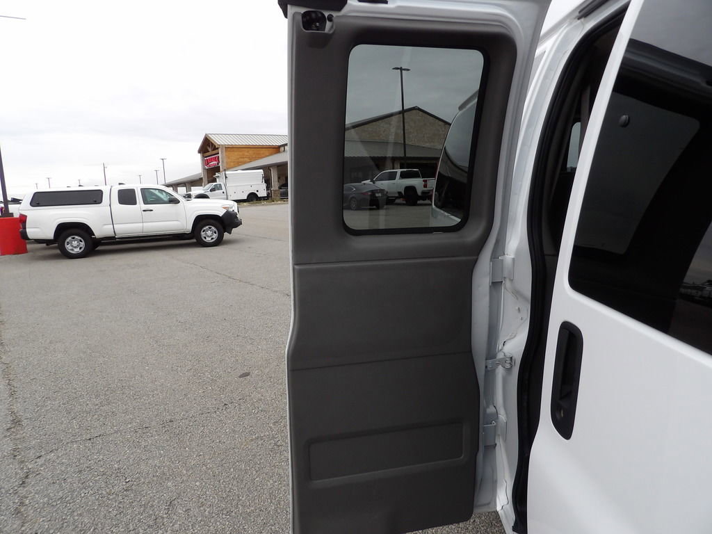 Used 2020 Chevrolet Express 3500 LS image 38