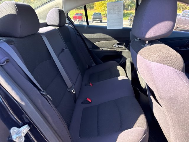 Used 2014 Chevrolet Cruze LT FWD image 14