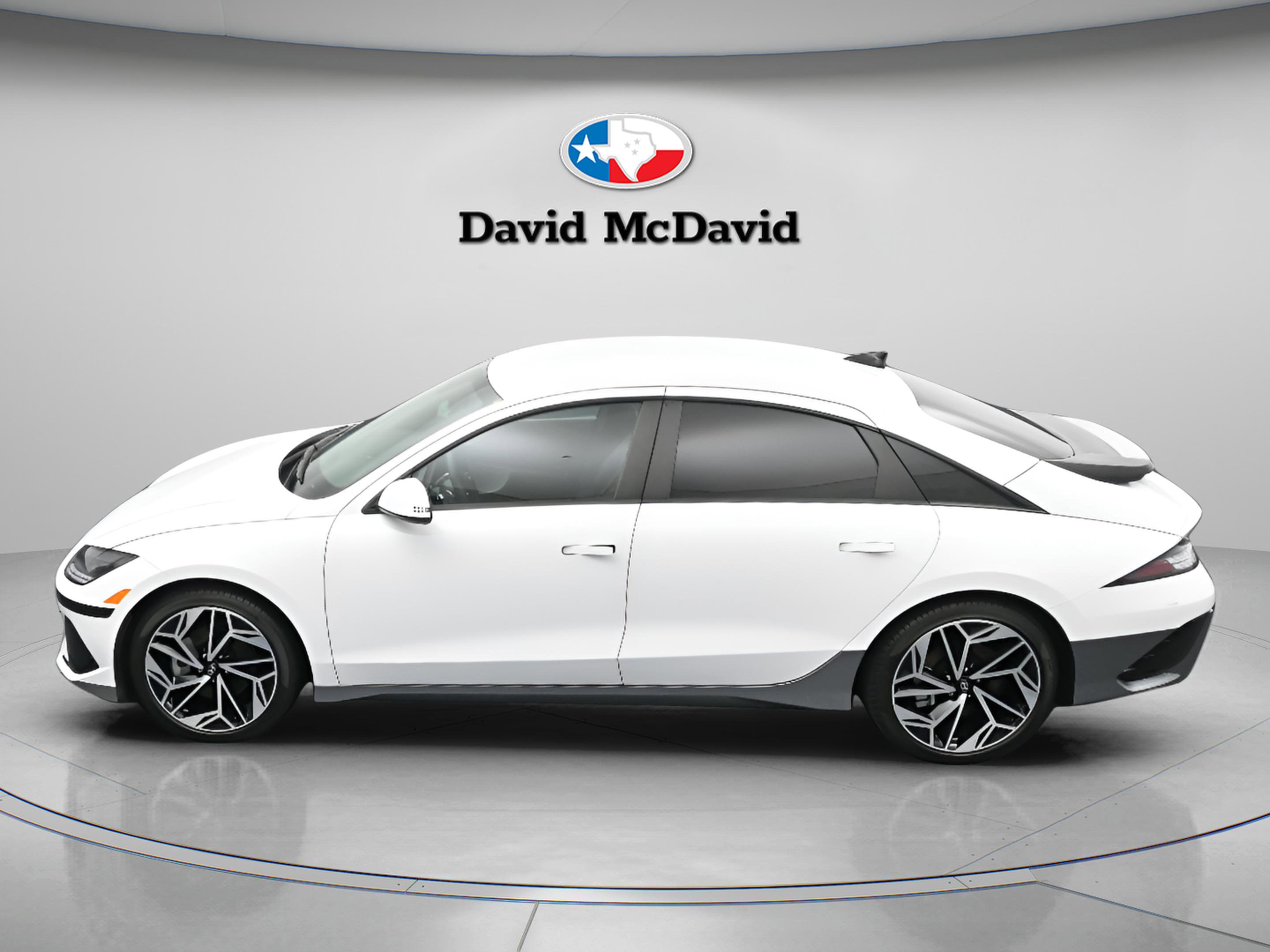 Used 2024 Hyundai Ioniq 6 SEL RWD image 38