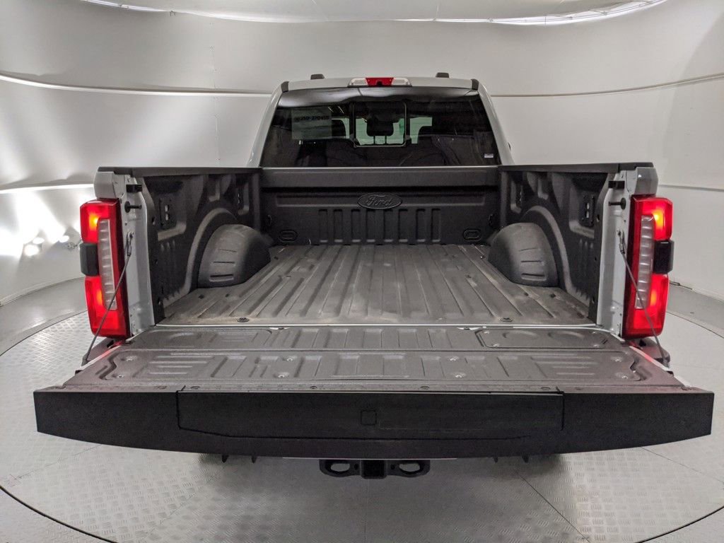 New 2025 Ford F250 Lariat w/ Lariat Ultimate Package image 24