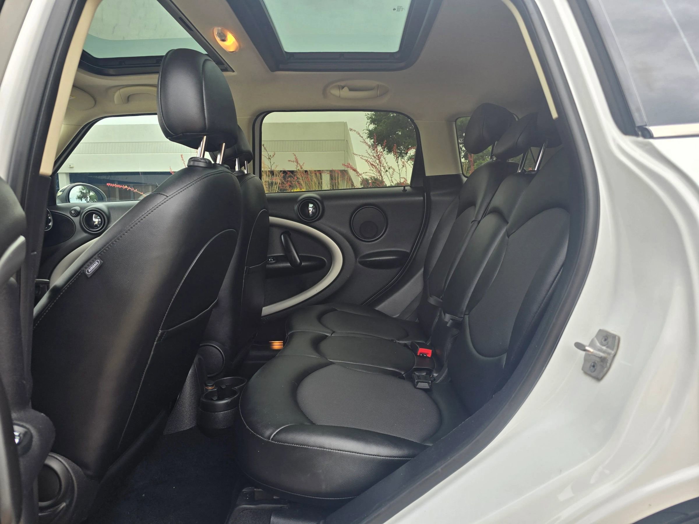 Used 2015 MINI Cooper Countryman FWD image 36