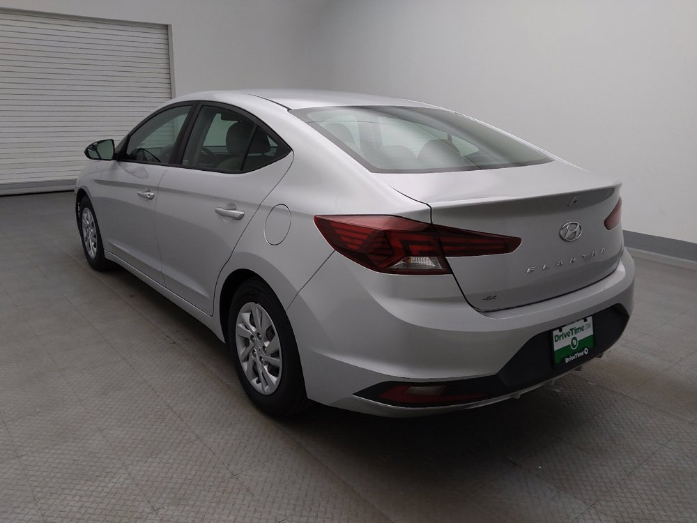 Used 2019 Hyundai Elantra SE FWD image 5