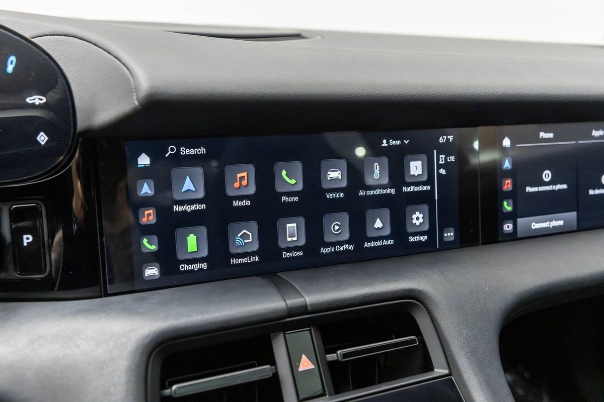 Used 2020 Porsche Taycan 4S image 30