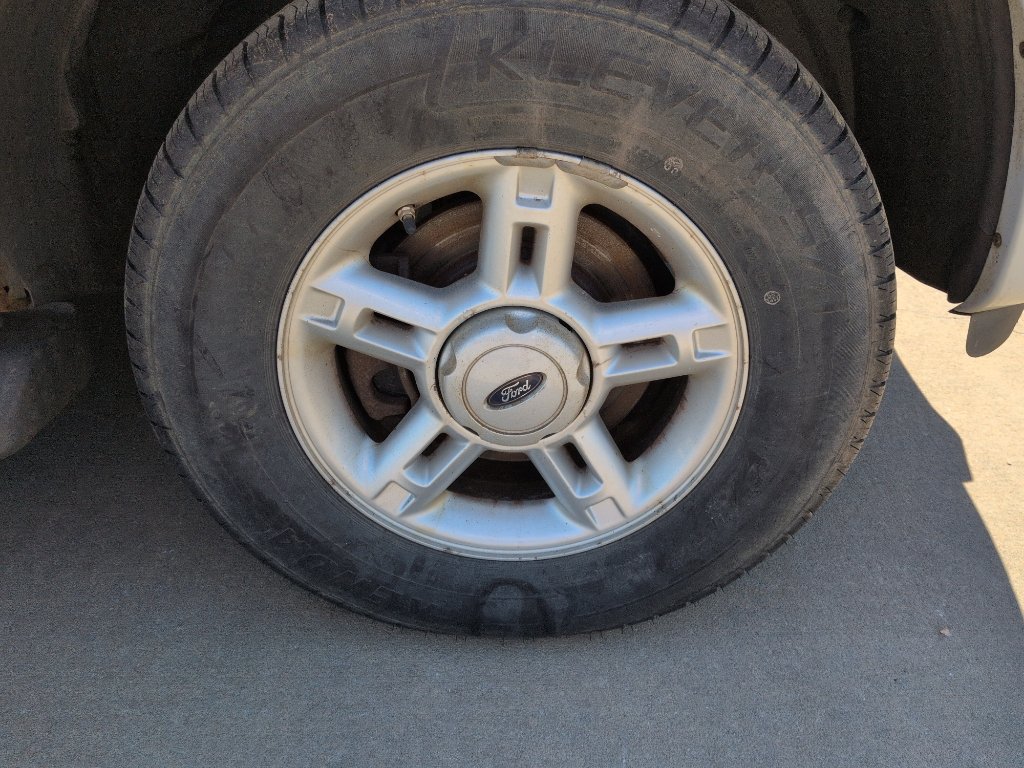 Used 2005 Ford Explorer XLT AWD/4WD image 20