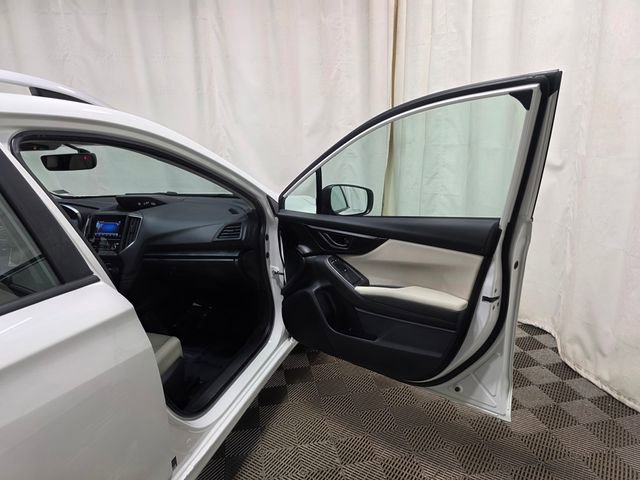 Used 2018 Subaru Impreza 2.0i Premium image 32