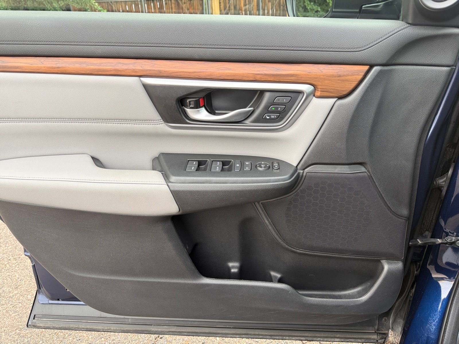 Used 2021 Honda CR-V EX-L image 13