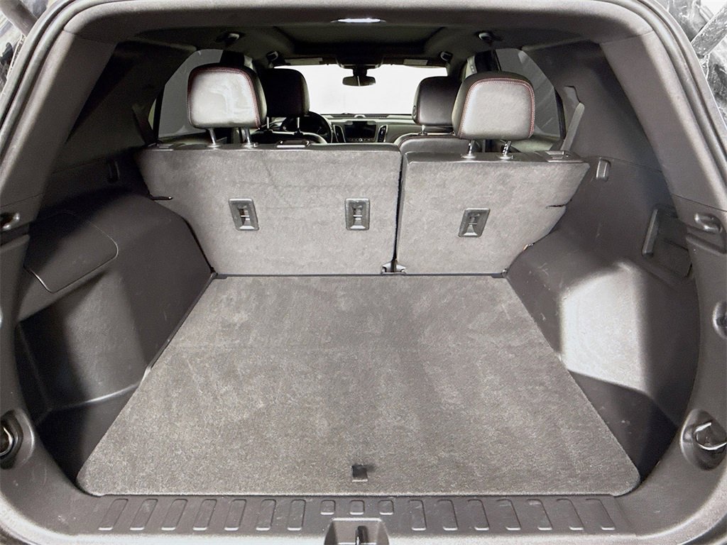 Used 2023 Chevrolet Equinox RS w/ RS Leather Package image 27