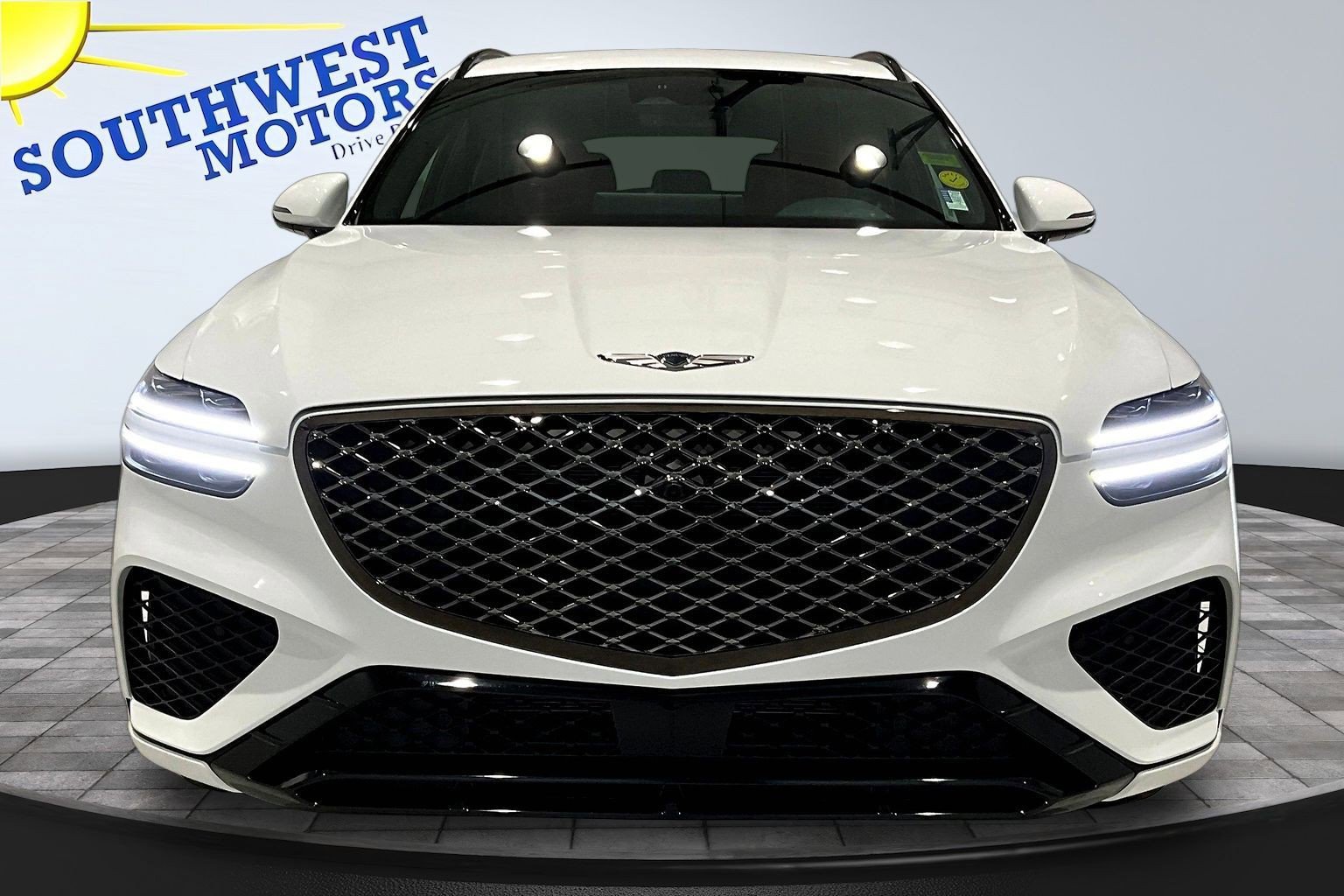 Used 2025 Genesis GV70 3.5T Sport w/ Sport Advanced Package image 2