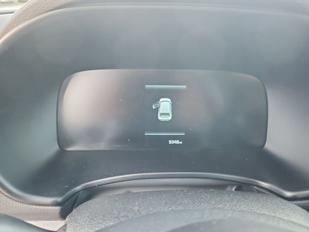 Used 2025 Kia Soul LX FWD image 17