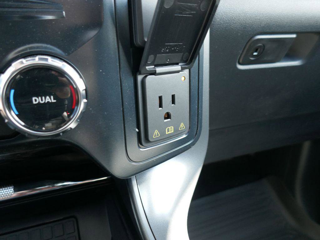 New 2026 Ford F150 Lariat w/ Equipment Group 501A Mid image 26