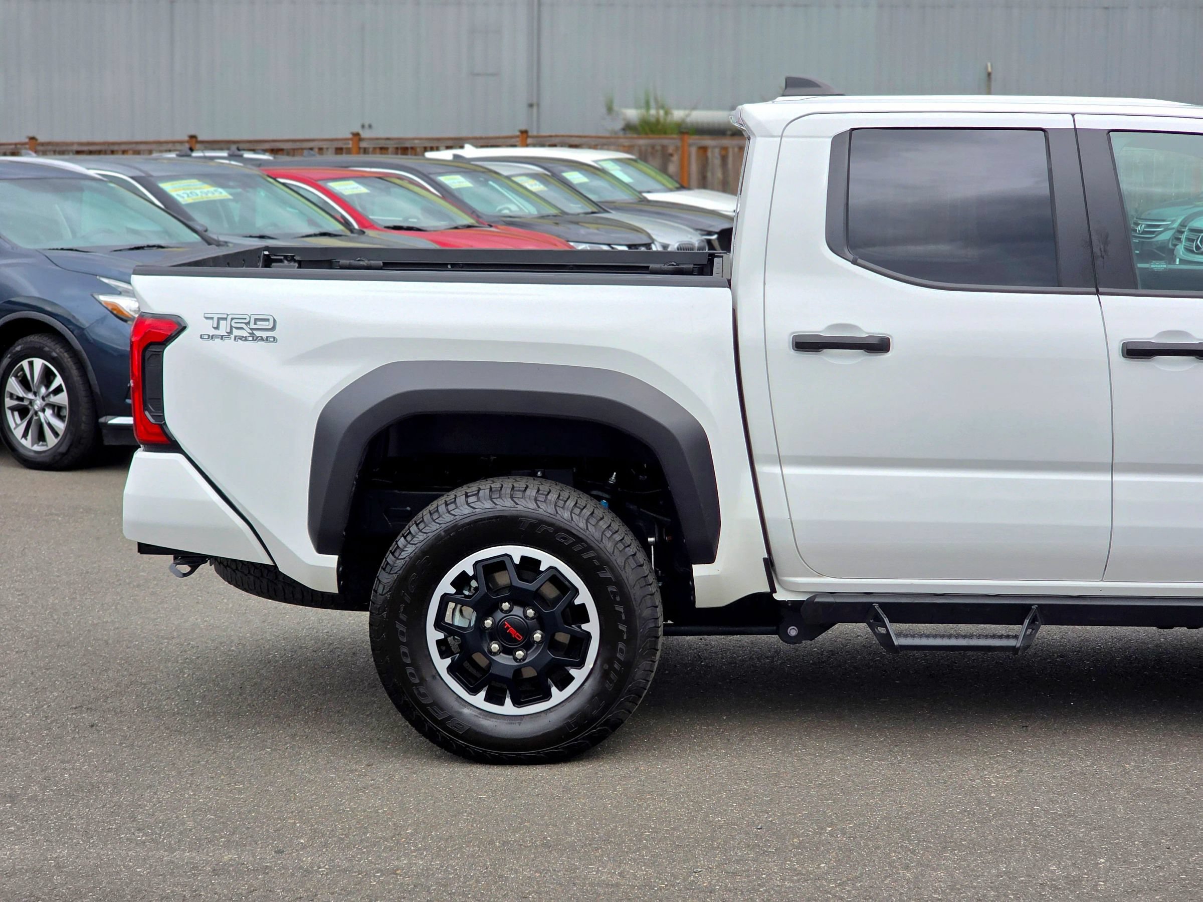 Used 2025 Toyota Tacoma TRD Off-Road AWD/4WD image 19