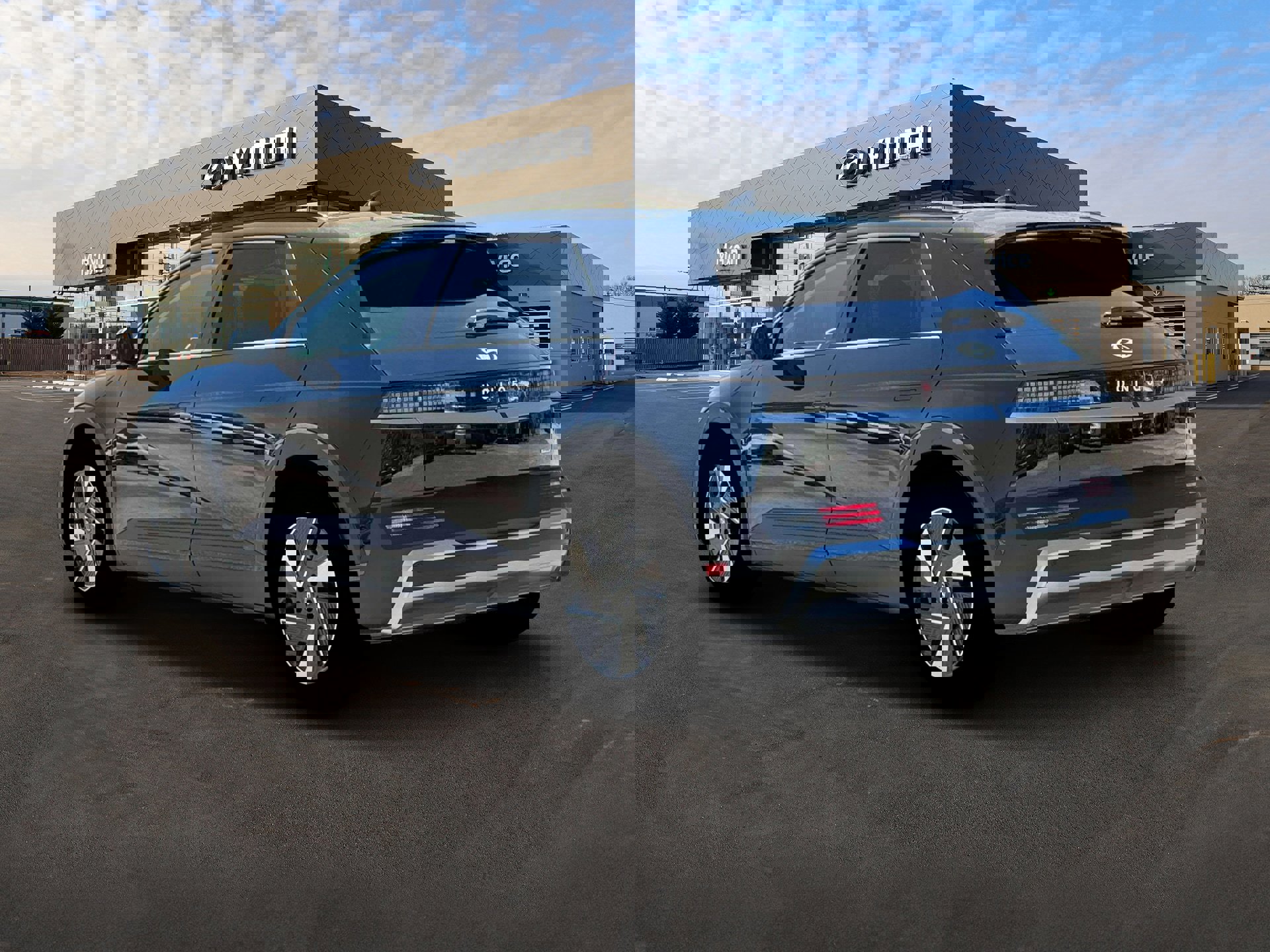 New 2026 Hyundai Ioniq 5 SEL image 5