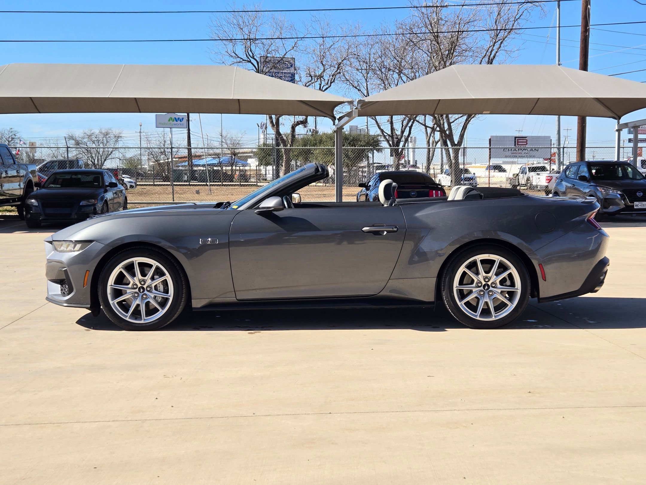 Used 2024 Ford Mustang GT Premium image 9