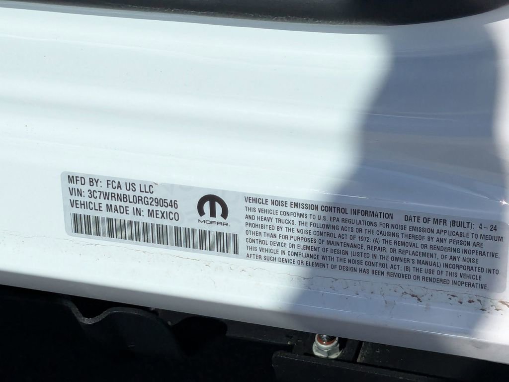 New 2024 RAM 5500 Tradesman AWD/4WD image 21