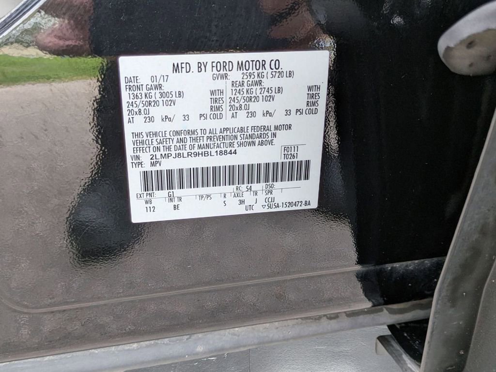 Used 2017 Lincoln MKX Reserve image 33