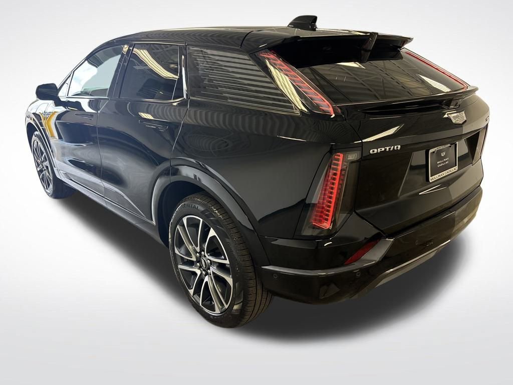 New 2025 Cadillac Optiq Sport 1 image 15