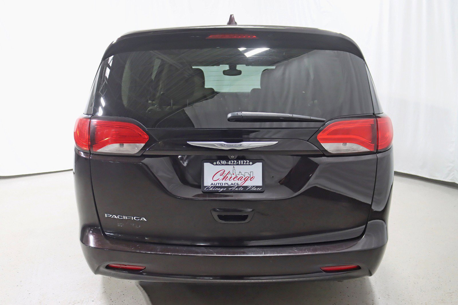 Used 2017 Chrysler Pacifica Touring image 13