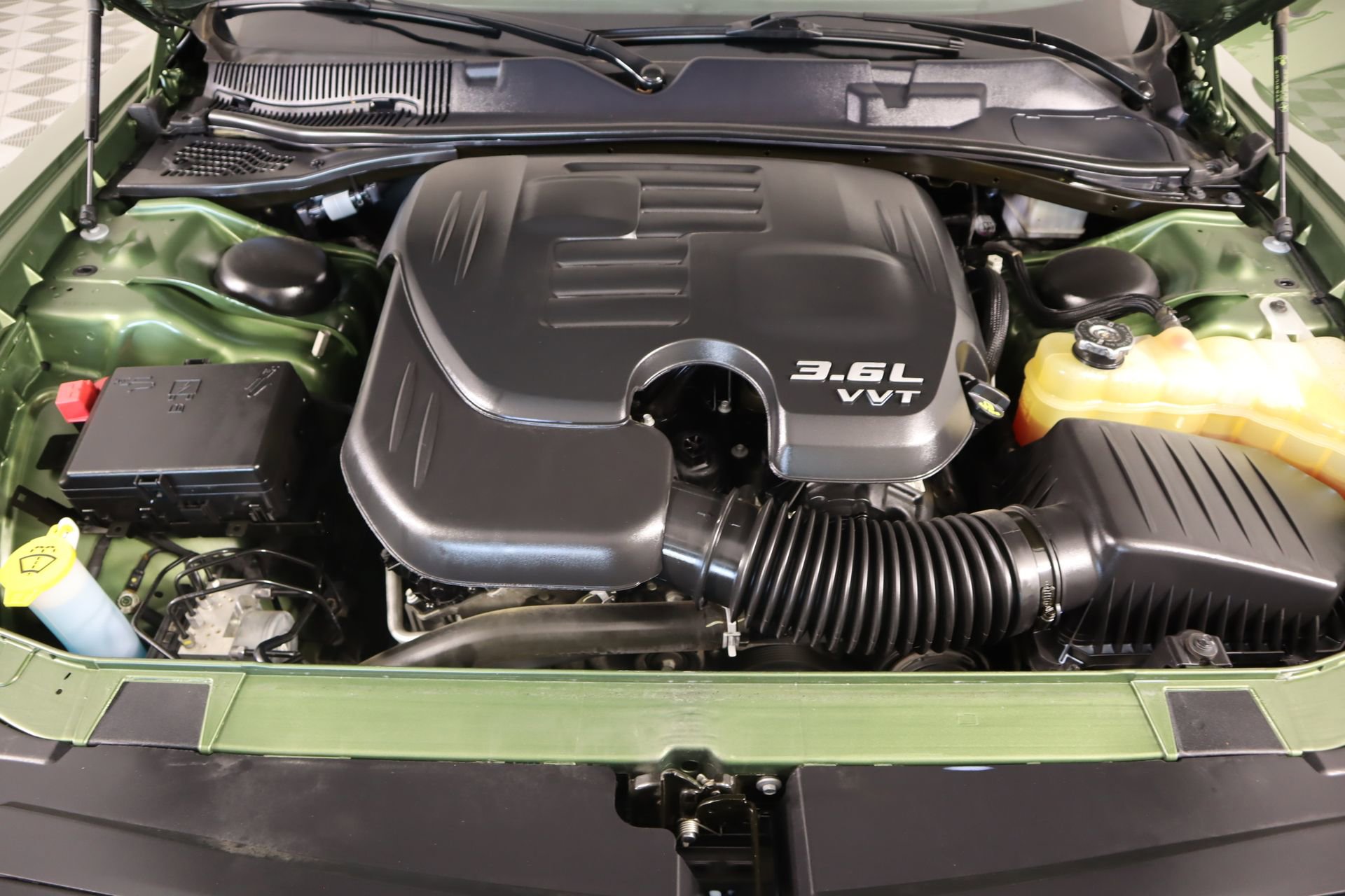 Used 2022 Dodge Challenger SXT w/ Blacktop Package image 17