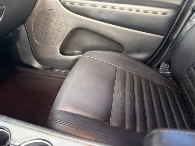 Used 2018 Jeep Grand Cherokee Limited AWD/4WD image 6