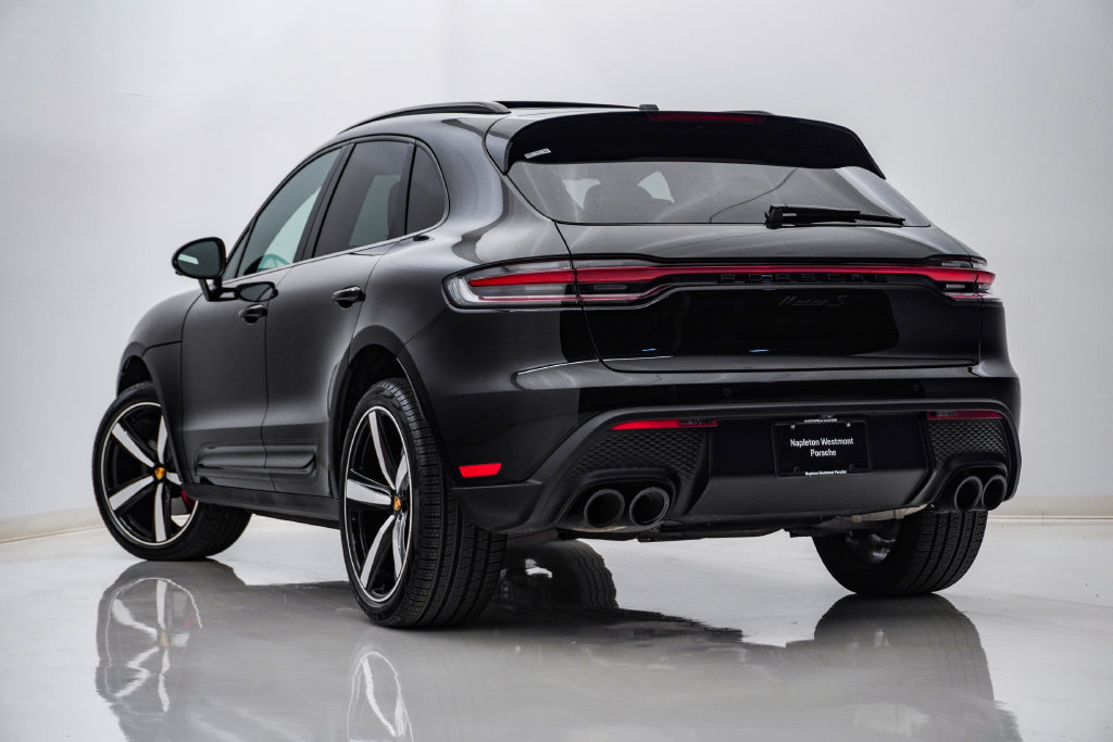 Certified 2026 Porsche Macan S AWD/4WD image 3