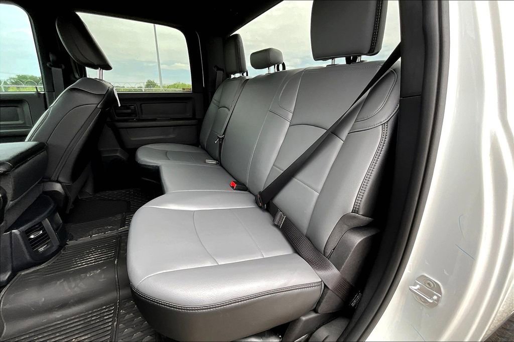 New 2024 RAM 2500 Tradesman w/ Chrome Appearance Group image 8