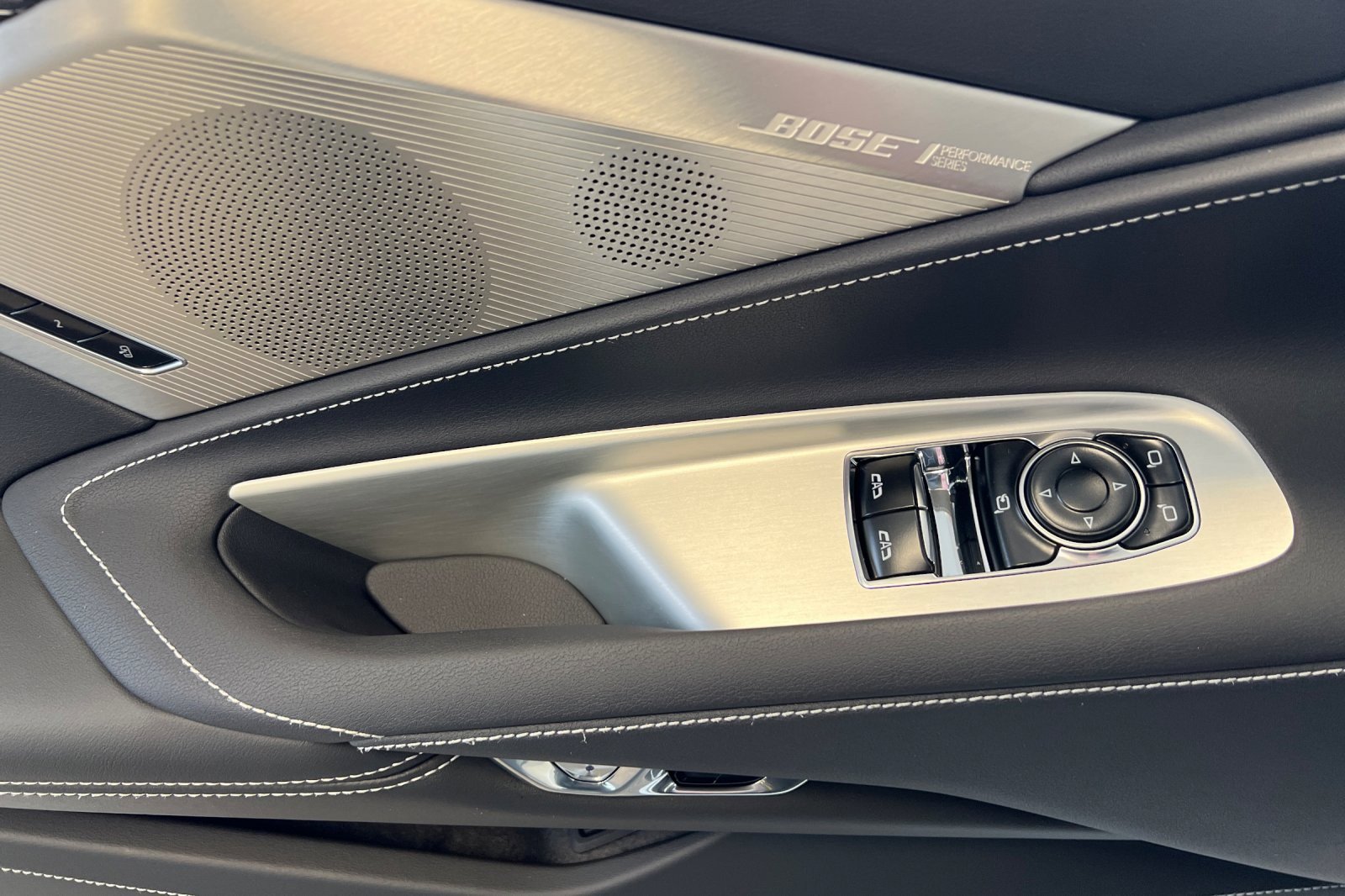 New 2025 Chevrolet Corvette Stingray Preferred Cpe w/ Z51 Performance Package image 8