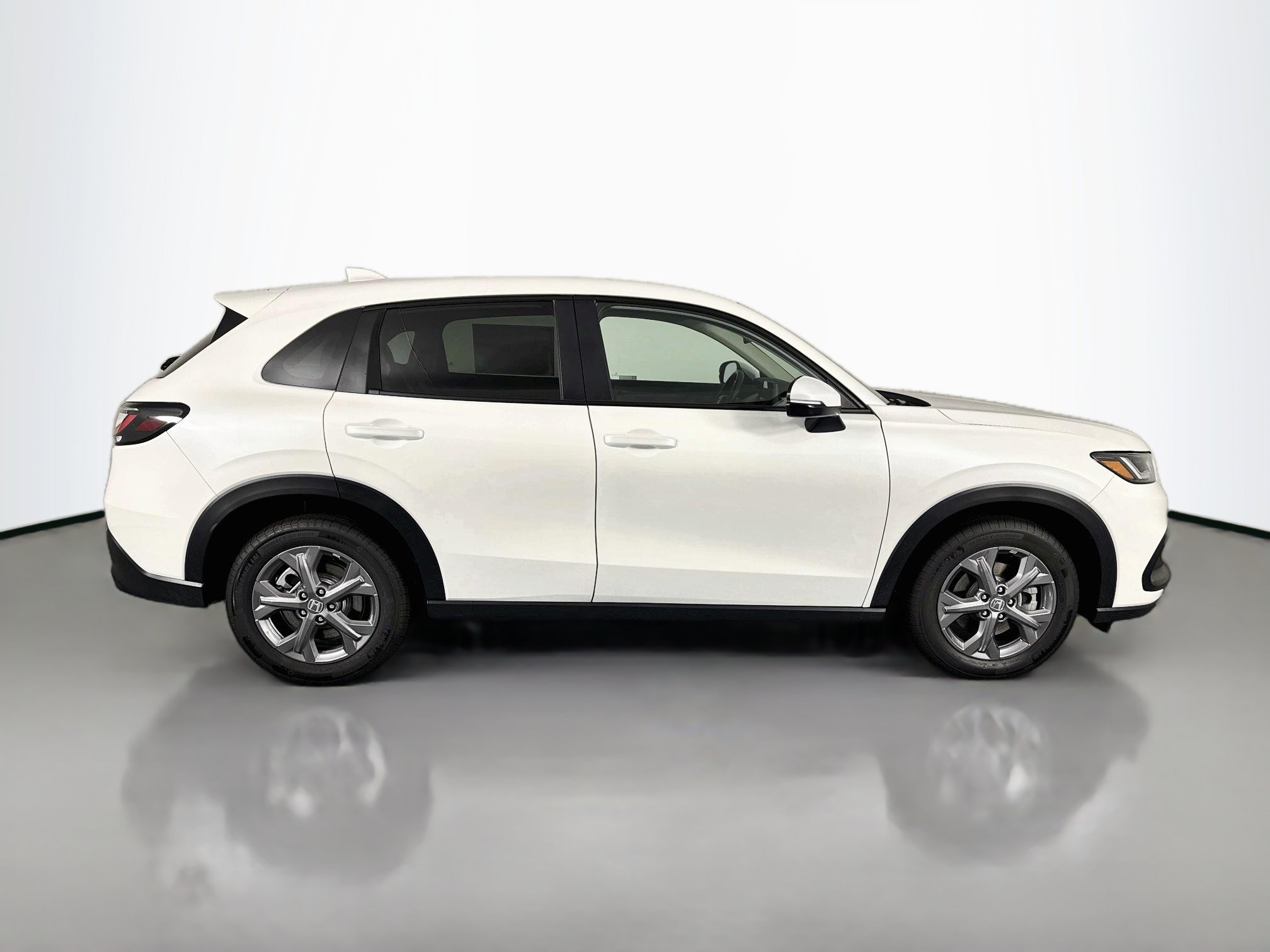 New 2027 Honda HR-V LX image 4