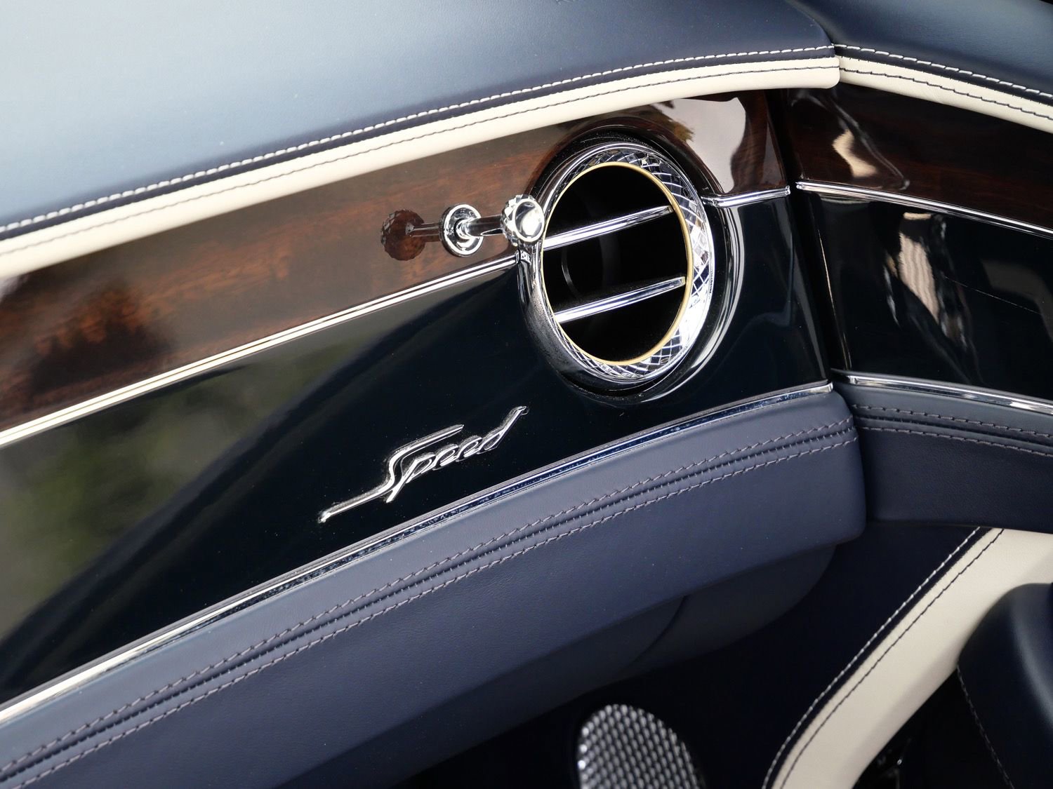 Used 2022 Bentley Continental GT Speed image 22