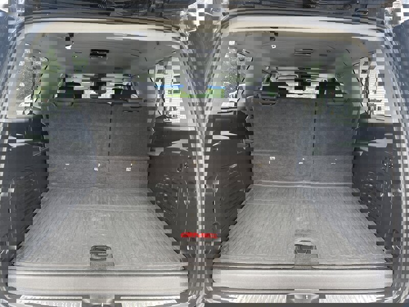 Used 2016 GMC Yukon XL Denali w/ Open Road Package image 10