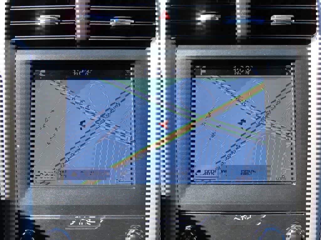 Used 2019 Ford Fusion SE image 19