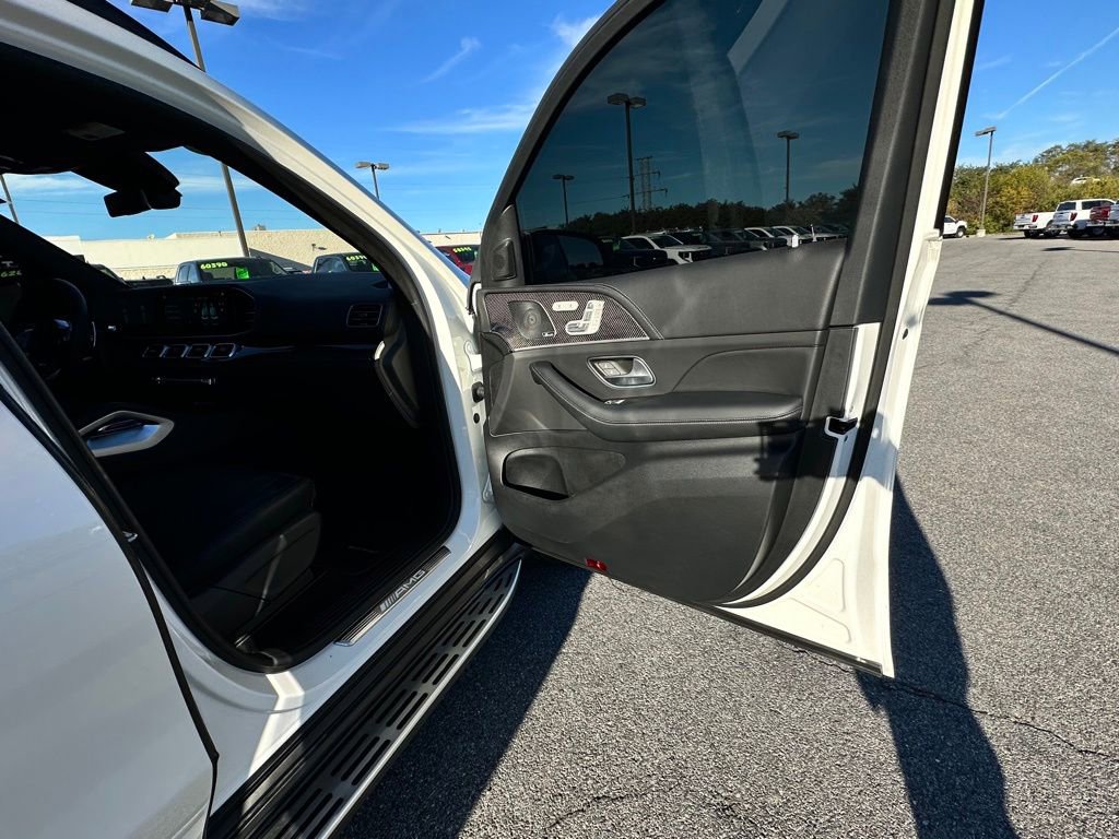 Used 2023 Mercedes-Benz GLS 63 AMG 4MATIC image 12