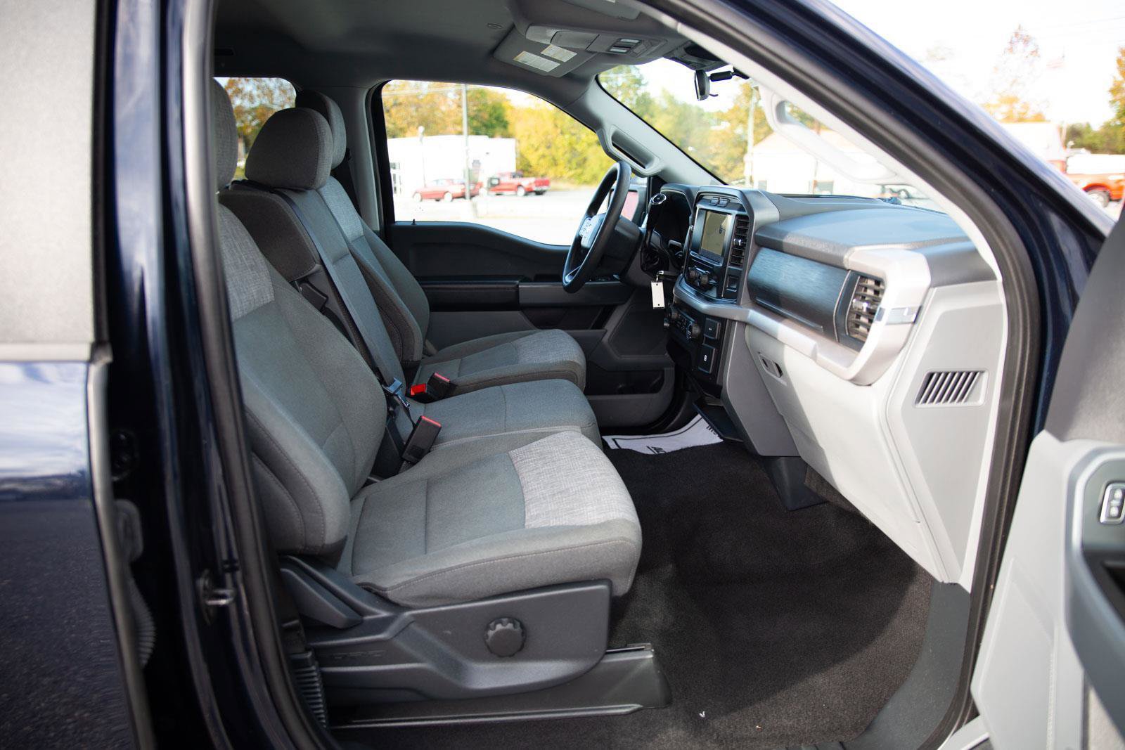 Used 2023 Ford F150 XLT image 22