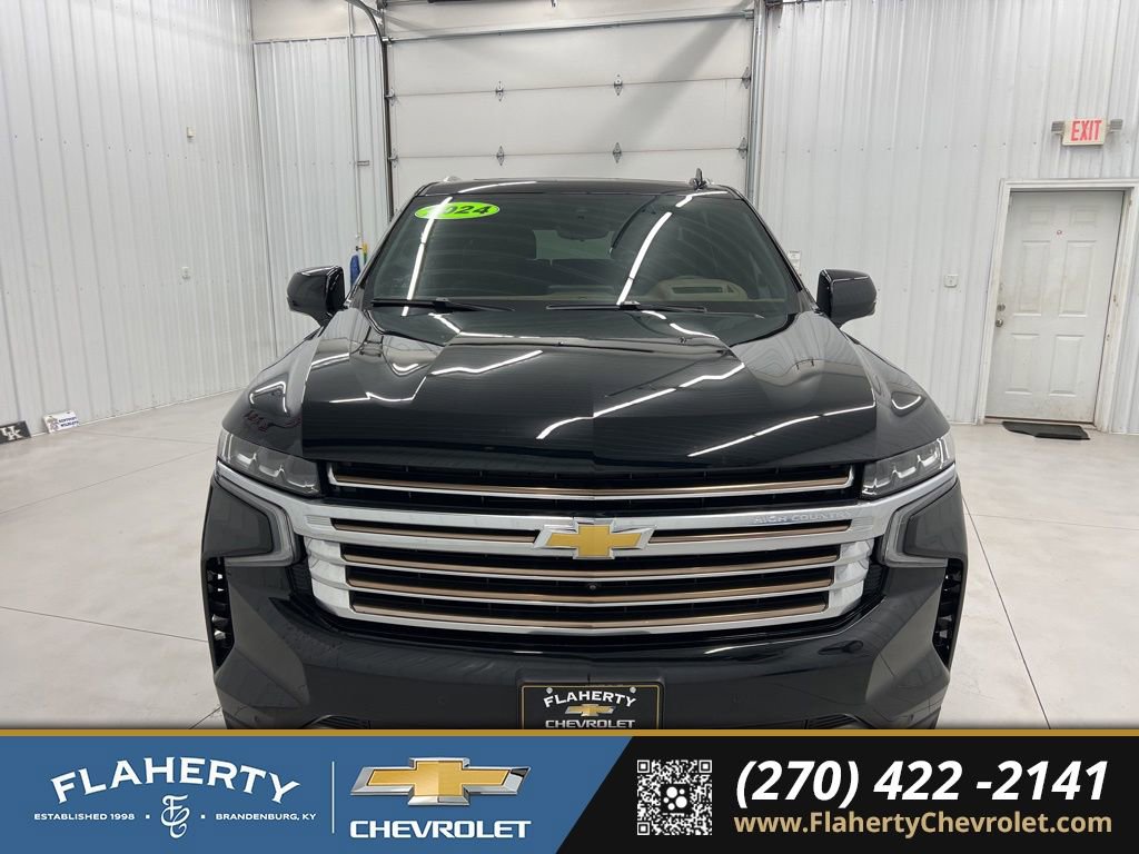 Used 2024 Chevrolet Suburban High Country image 7