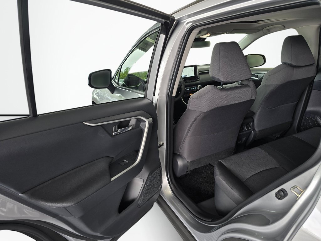 Used 2025 Toyota RAV4 XLE w/ Convenience Package AWD/4WD image 37
