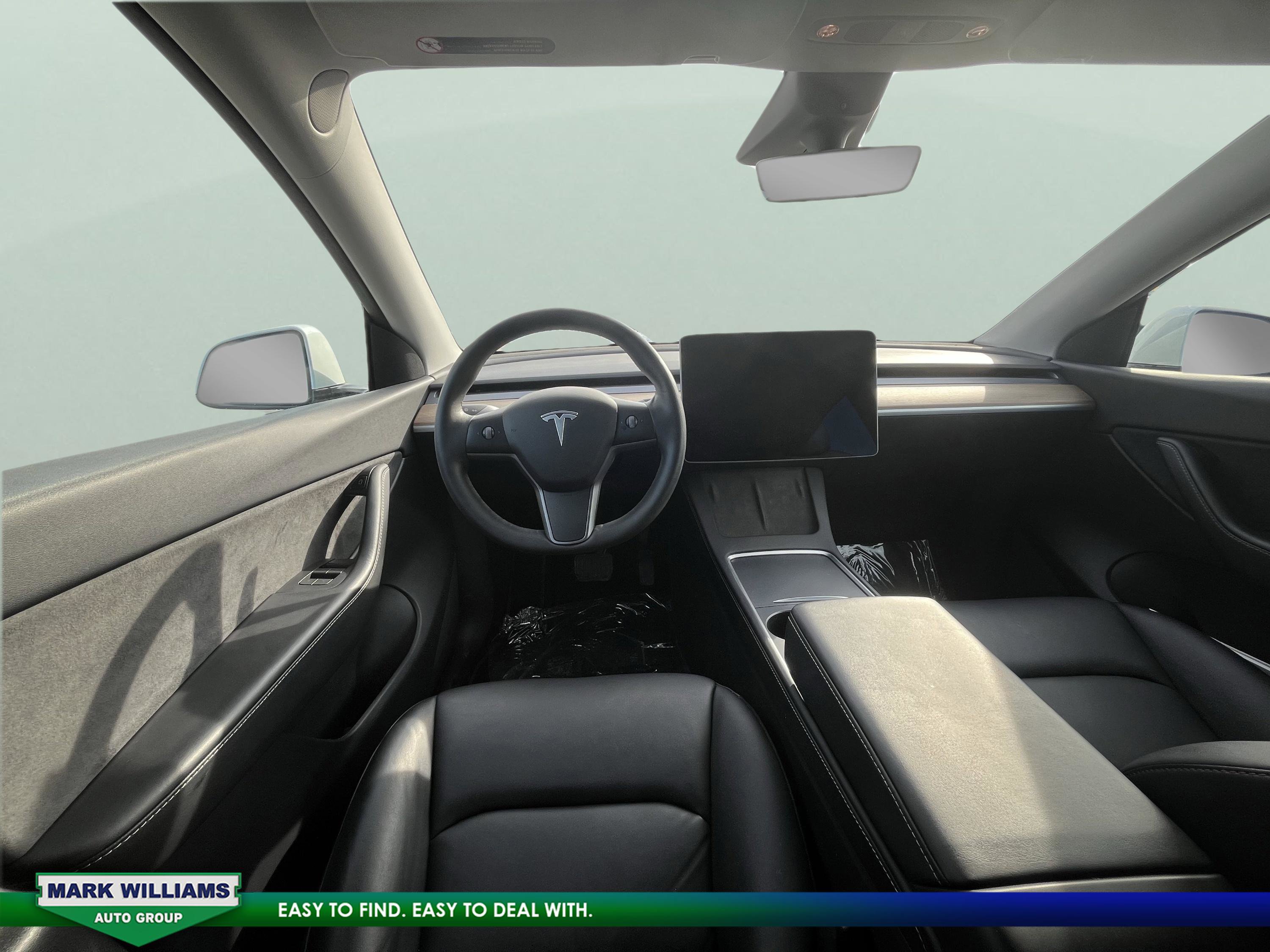 Used 2022 Tesla Model Y Long Range image 23