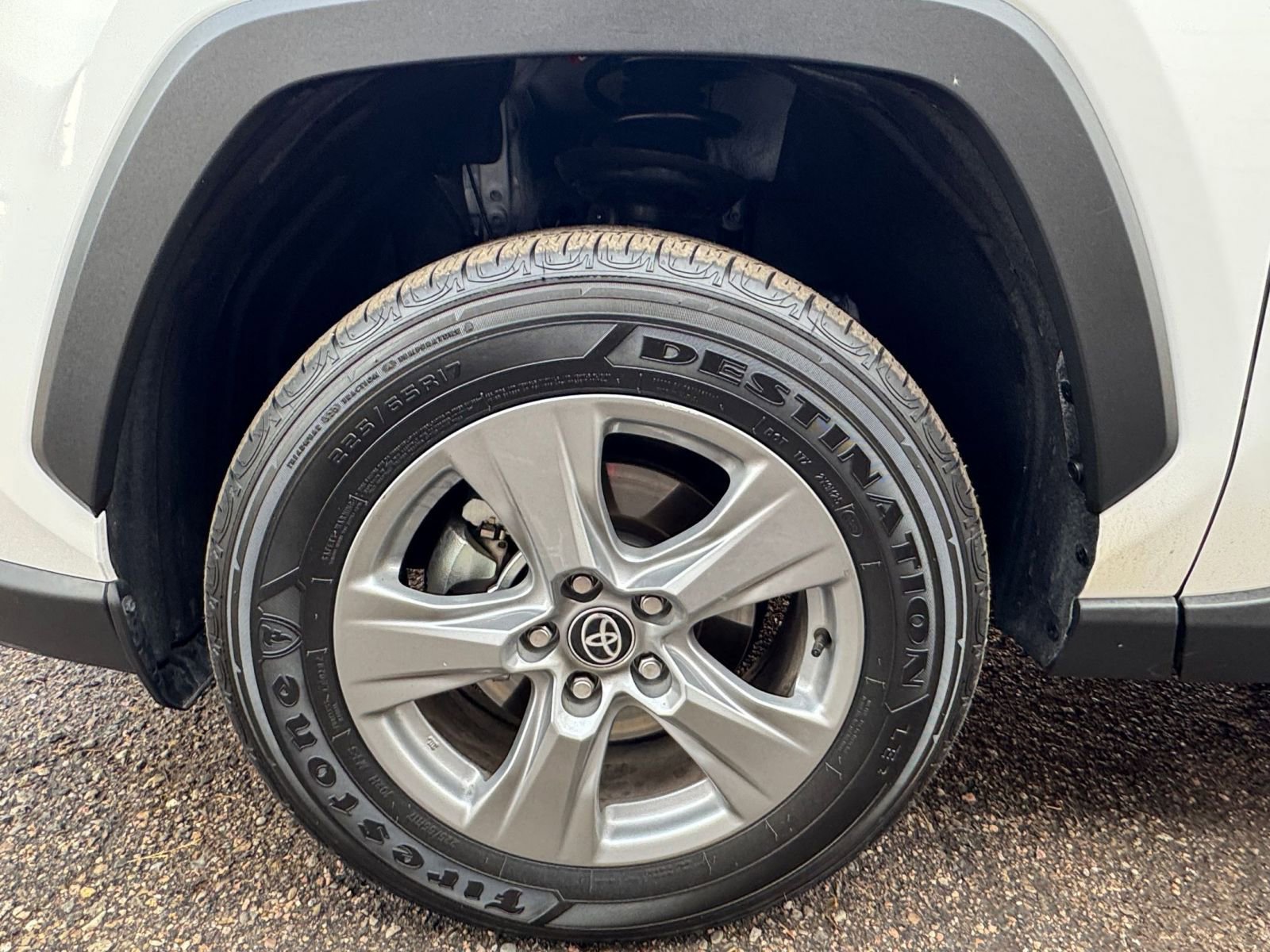 Used 2025 Toyota RAV4 LE image 29