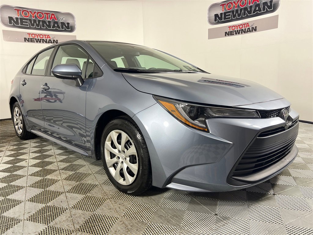 Used 2025 Toyota Corolla LE