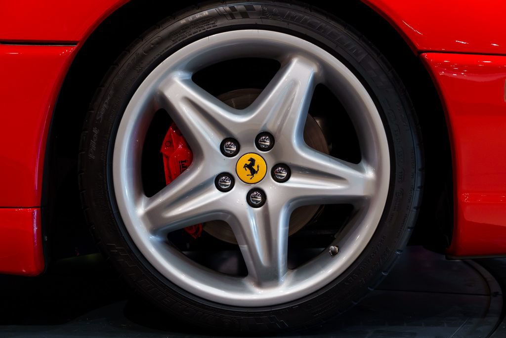 Used 1999 Ferrari F355 Spider RWD image 14