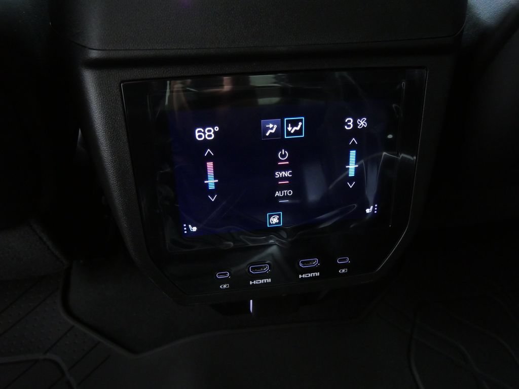 Used 2026 GMC Yukon AT4 Ultimate AWD/4WD image 21