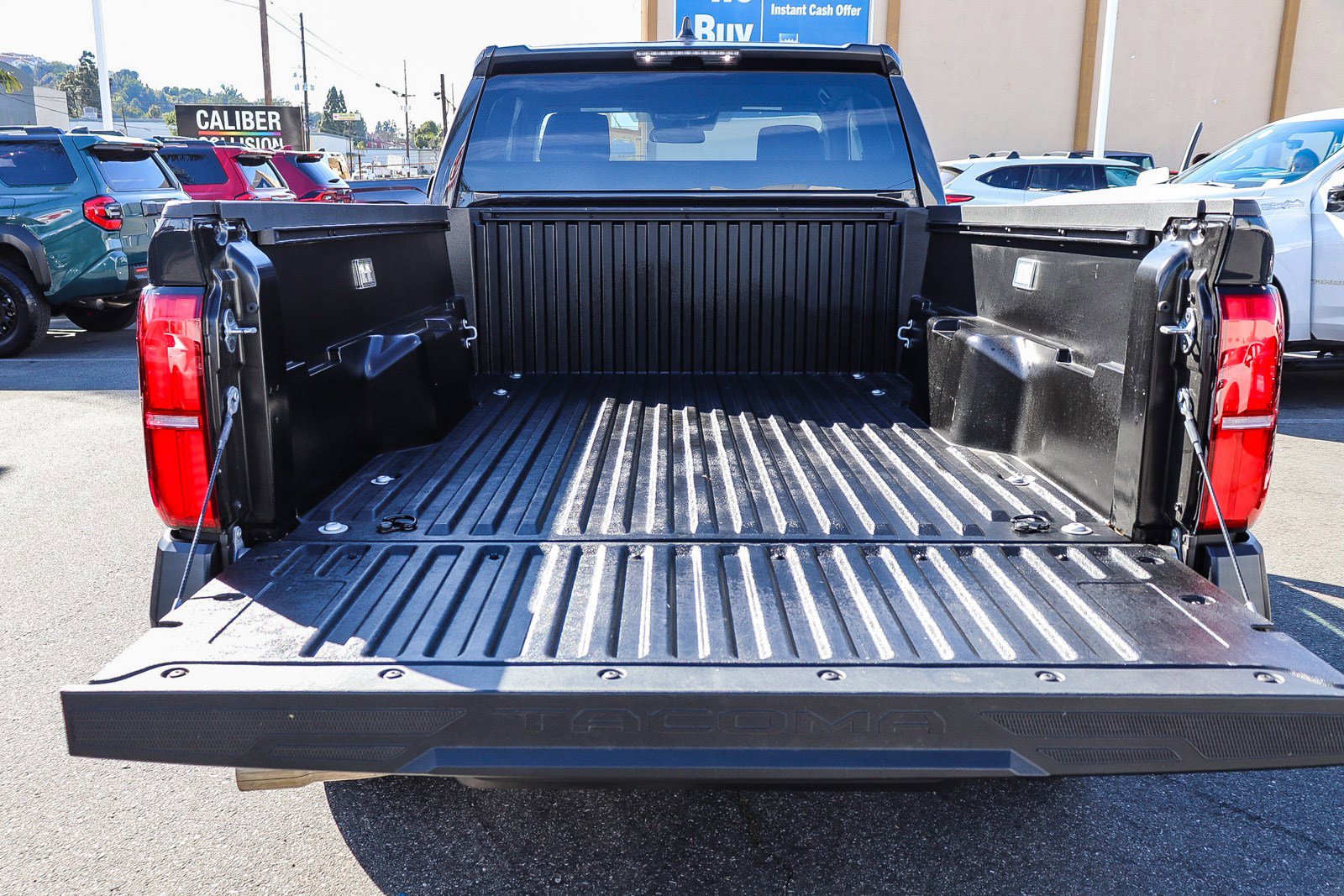 Used 2025 Toyota Tacoma SR RWD image 21