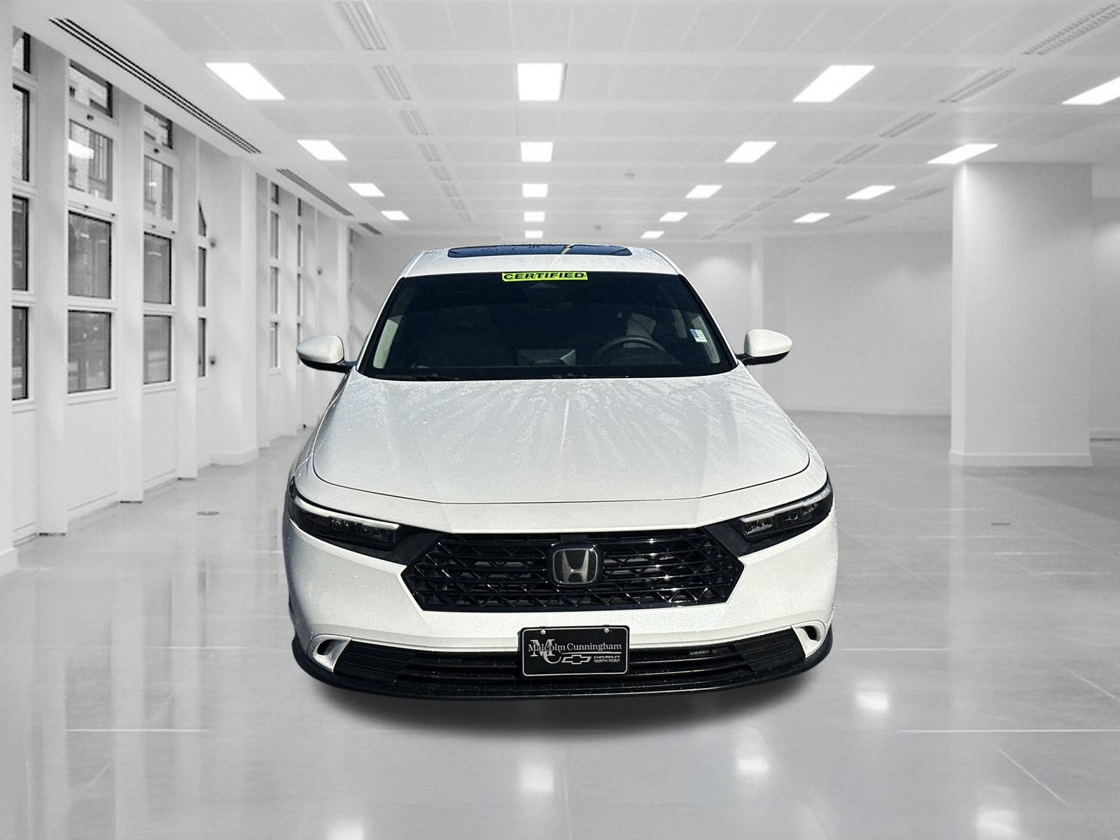 Used 2024 Honda Accord EX image 2