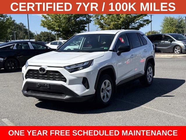 Used 2024 Toyota RAV4 LE AWD/4WD image 5