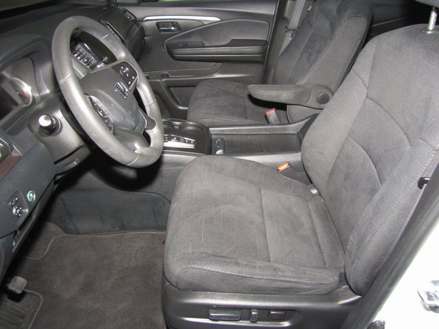 Certified 2022 Honda Pilot Sport image 9