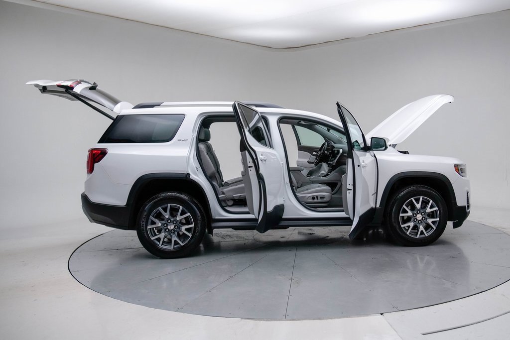 Used 2023 GMC Acadia SLT w/ Preferred Package image 14